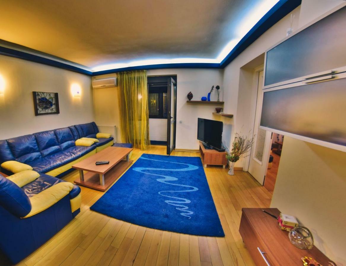 Nicole'S Apartment Bukares Bagian luar foto
