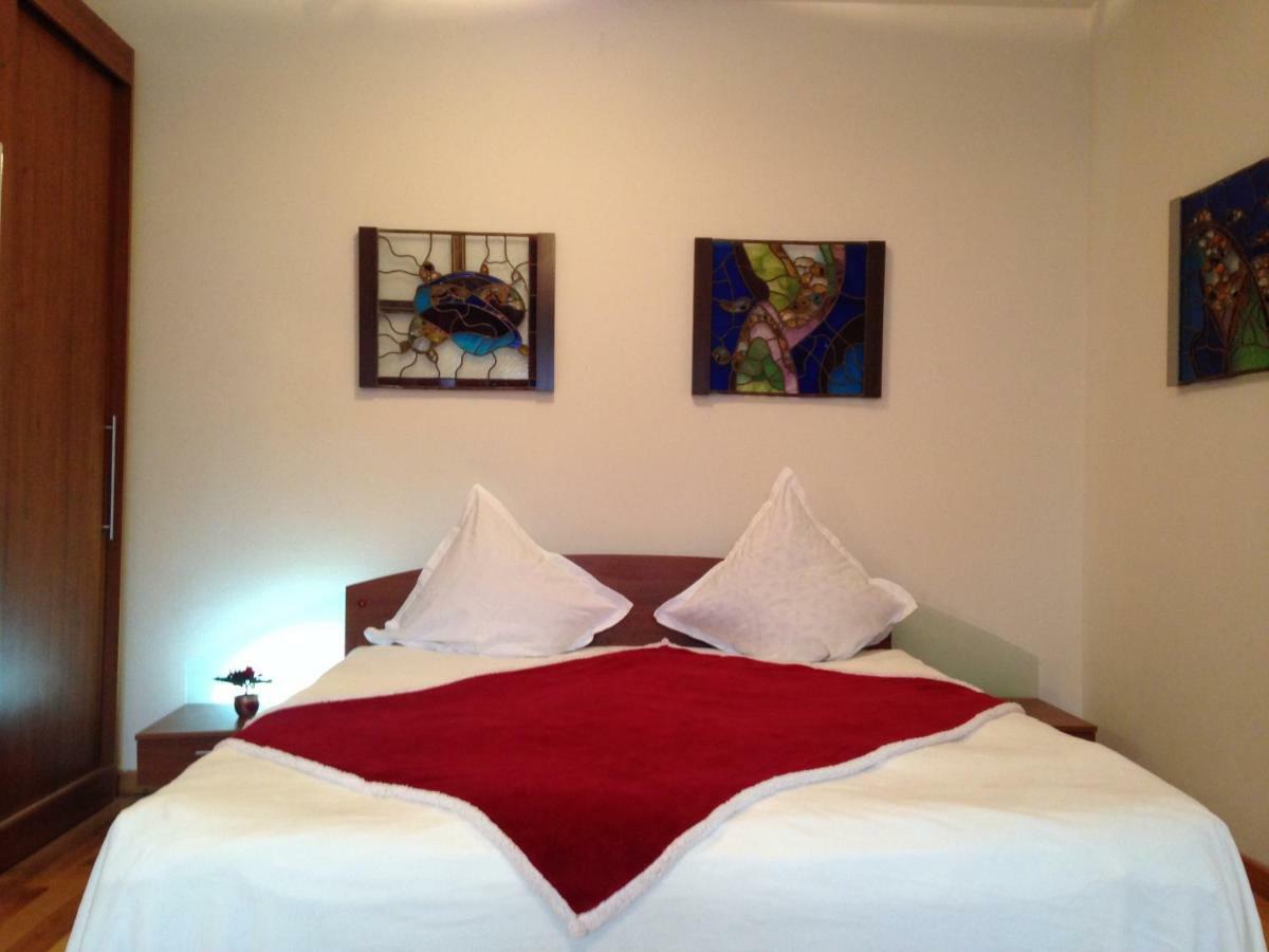 Nicole'S Apartment Bukares Bagian luar foto